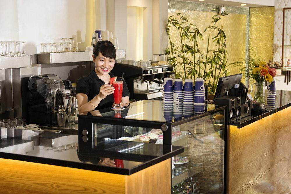 Saga Hotel Thành Pho Ho Chí Minh Esterno foto