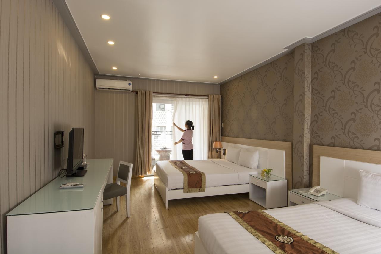 Saga Hotel Thành Pho Ho Chí Minh Esterno foto